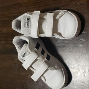 Boys Adidas Tennis Shoes